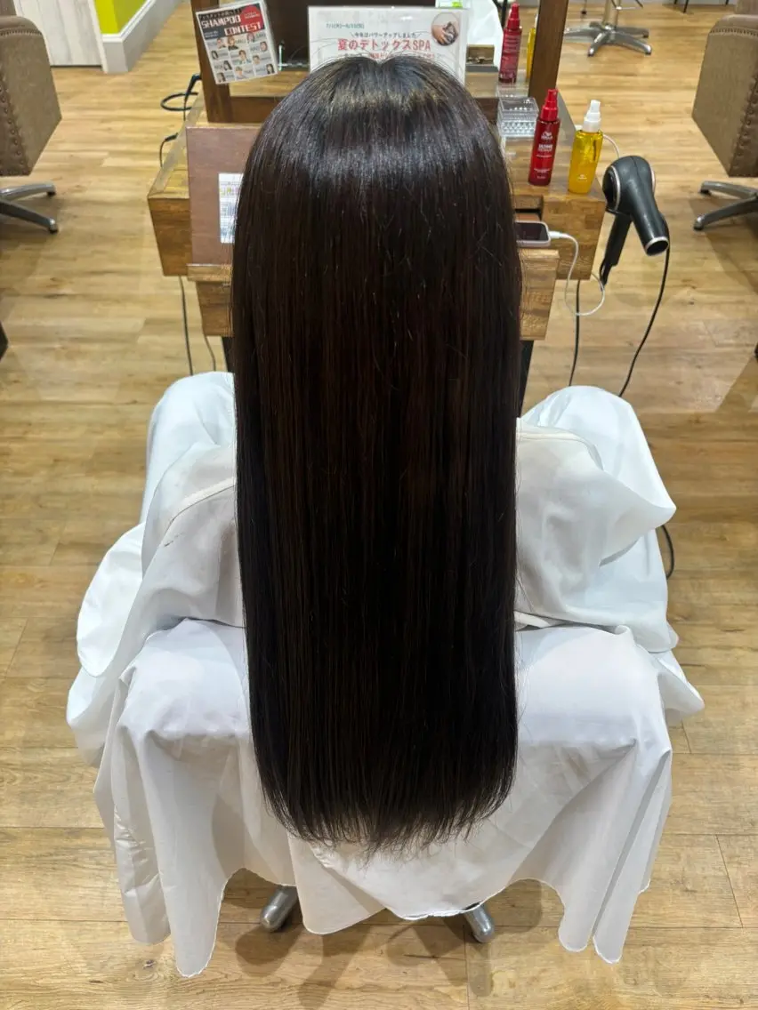 ロング 川端 夏凛のヘアスタイル