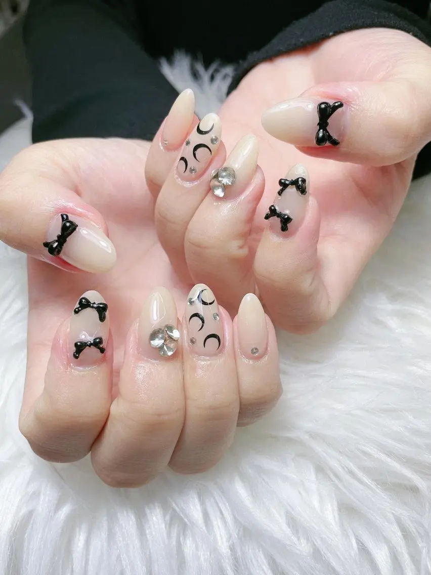 ネイル 長さ出し フレンチネイル グラデーション 韓国ネイル マグネットネイル その他(ネイル) BT HEAVEN nailのネイルデザイン