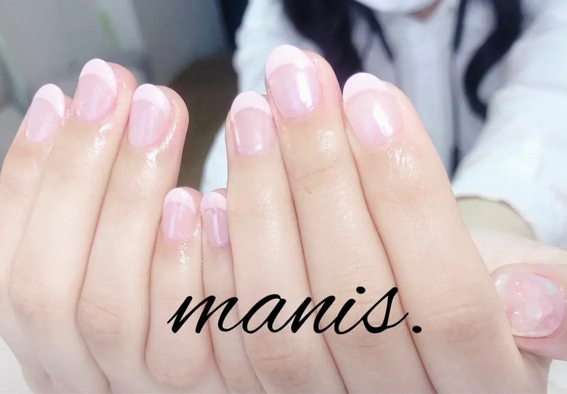ネイル フレンチネイル ピンク manis .のネイルデザイン