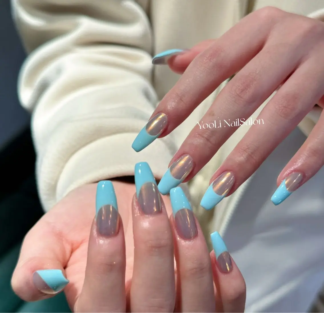 ネイル アートネイル オーロラネイル チークネイル フレンチネイル ガラスフレンチ ハンドネイル 🎀YooLi Nail salonのネイルデザイン