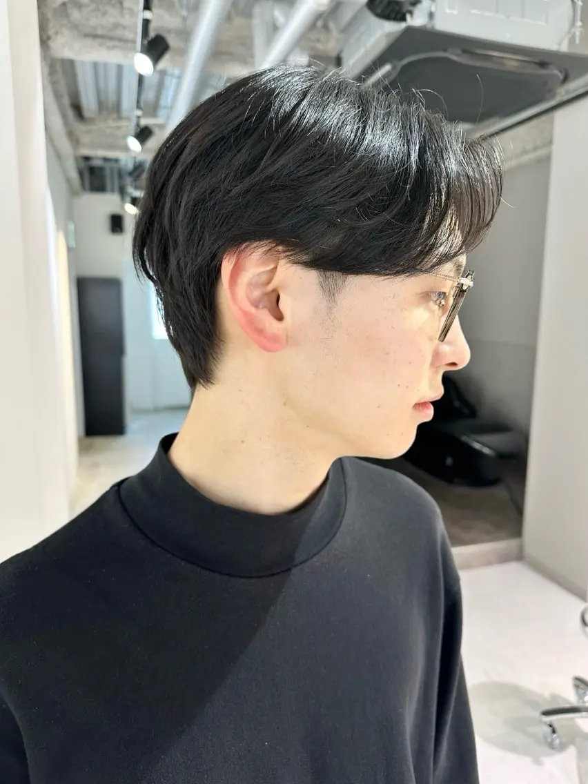 ショート メンズ センターパート 掛田 翔のヘアスタイル