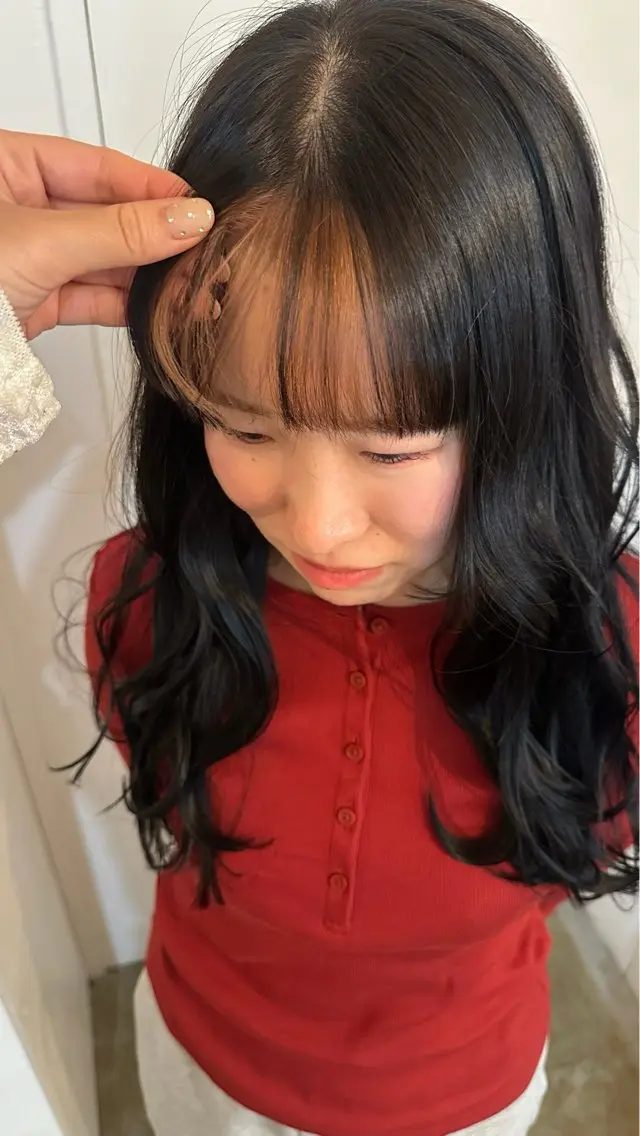 ロング ヘアカラー yamasaki momoaのヘアスタイル