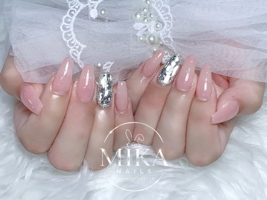 ネイル アートネイル チークネイル ドット フットネイル フレンチネイル ハンドネイル 🌷Luna Mika🌷のネイルデザイン