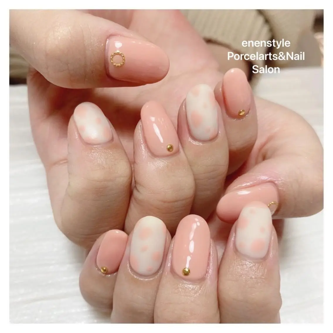 ミディアム ネイル ハンドネイル 🐾enen style 🐾のネイルデザイン