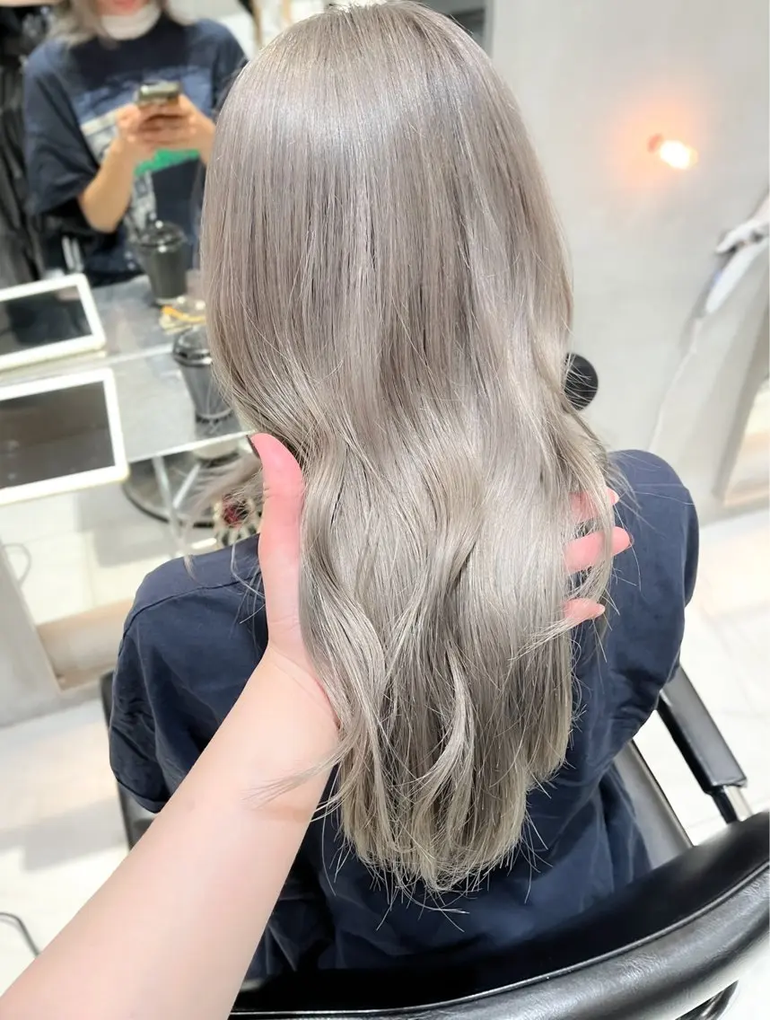 ロング カラー ヘアカラー トリートメント 柔らかgirly/ レイヤー/yuiのヘアスタイル