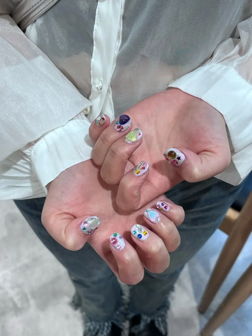 ネイル ハンドネイル 🩶レイナ🩶 color/nailのヘアスタイル