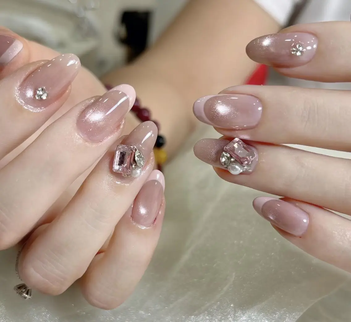 ネイル ハンドネイル ハンドケア 🍑 momo_nailのネイルデザイン
