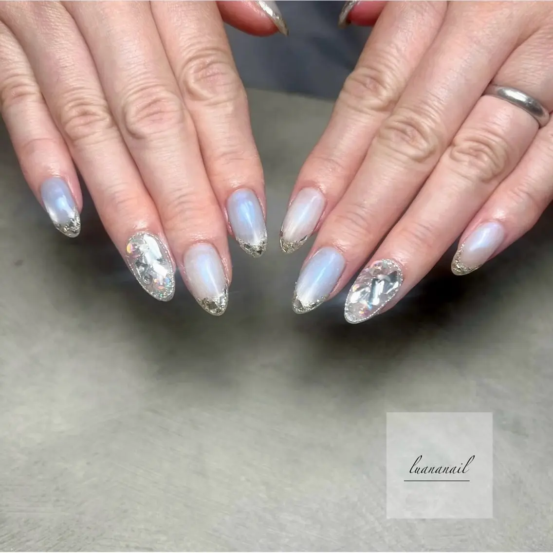 ネイル マグネットネイル ハンドネイル luana nailのネイルデザイン