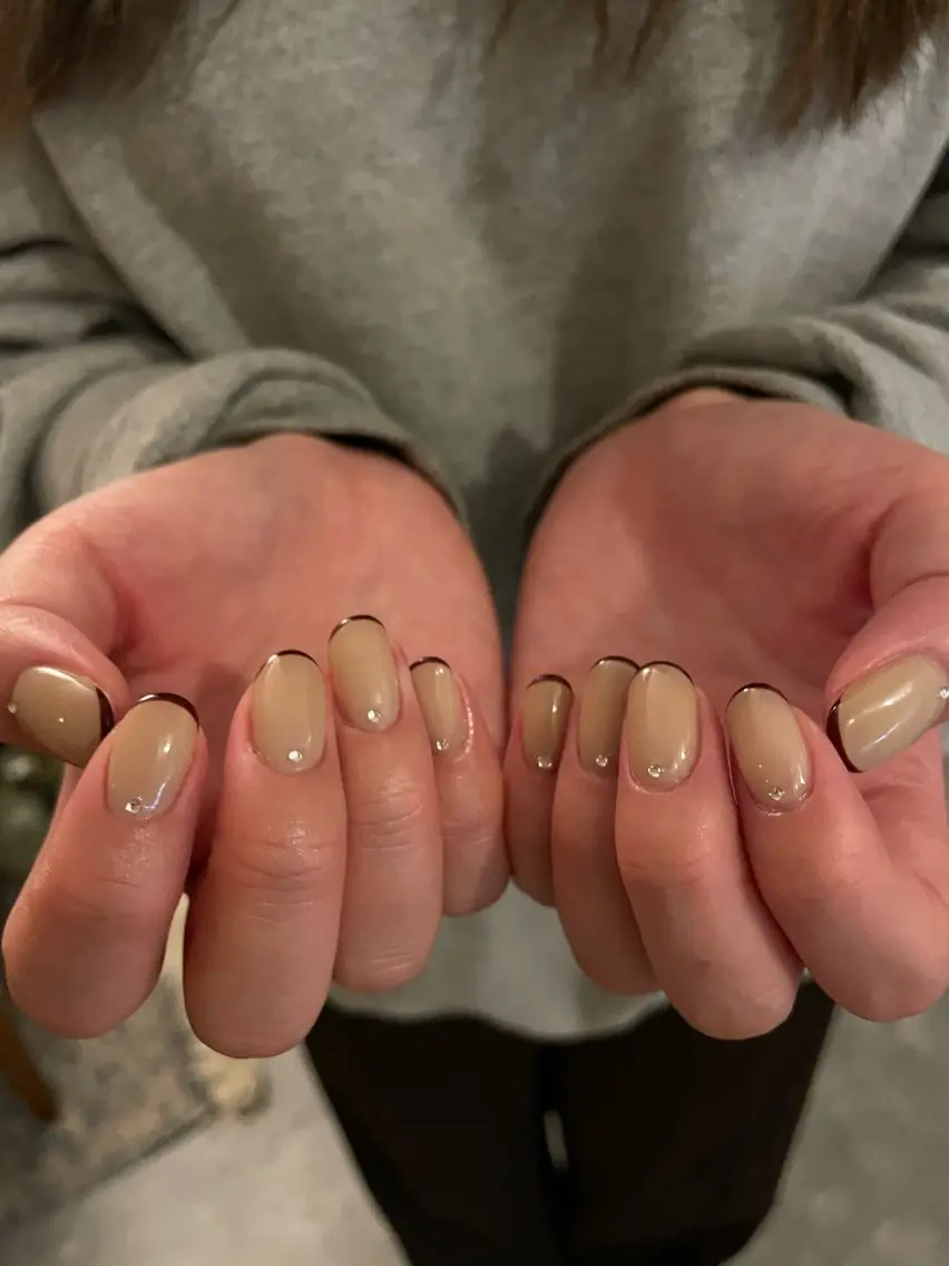 ネイル ストーンネイル ハンドネイル roof nailのネイルデザイン