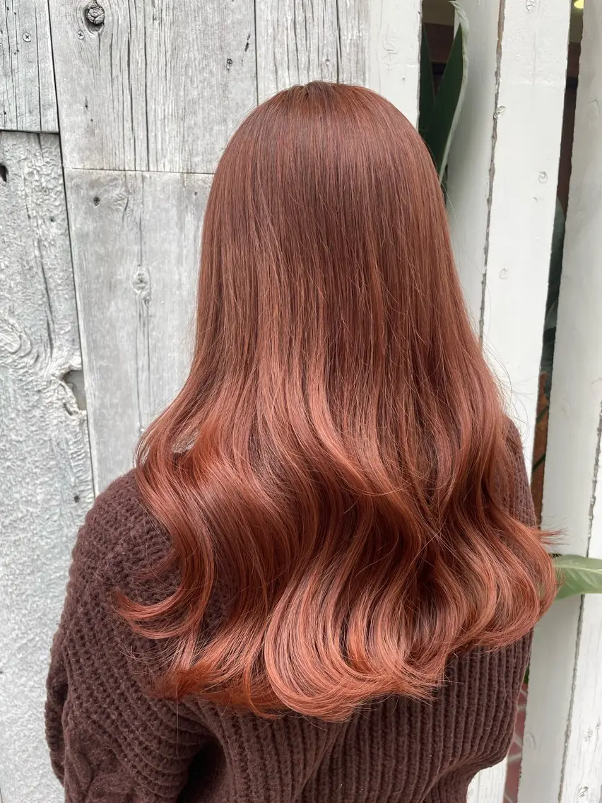 ロング ヘアカラー トリートメント 《髪質改善 UN BLEACH》のヘアスタイル