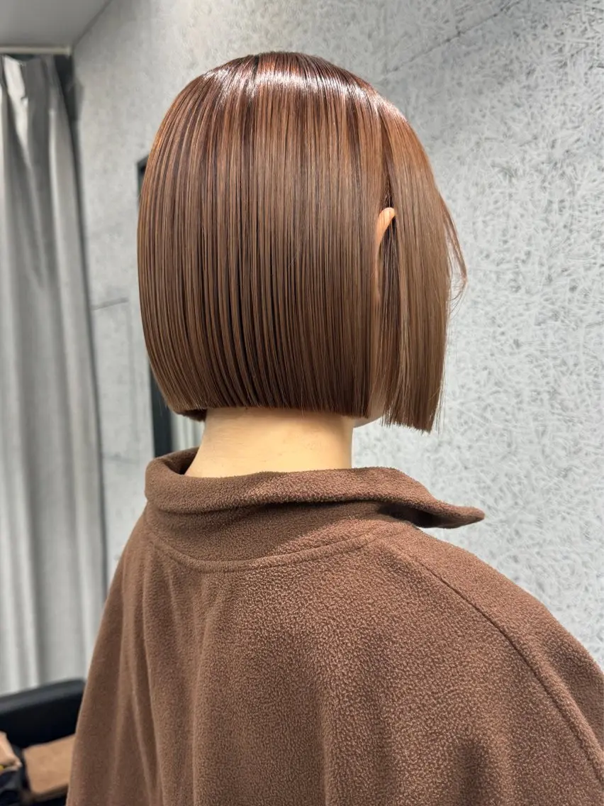 💫カット＋カラー＋縮毛矯正＋トリートメント💫 【新宿/ショート/ボブ/白髪ぼかしハイライト】の写真