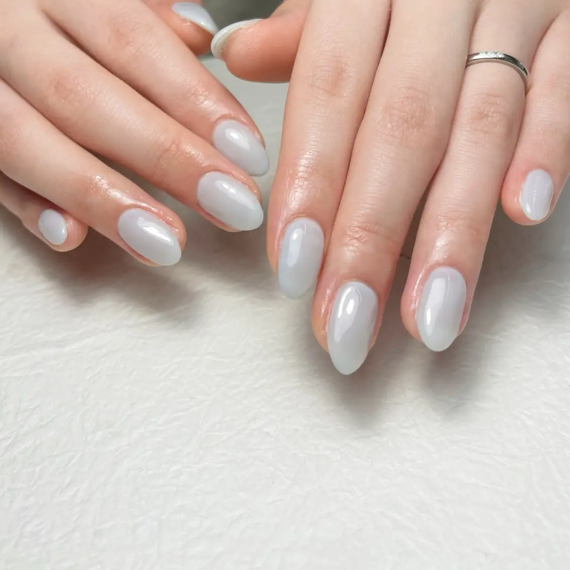 ネイル ジェルネイル ワンカラーネイル パラジェル ホワイト ハンドネイル Y nail なんば堀江店のネイルデザイン