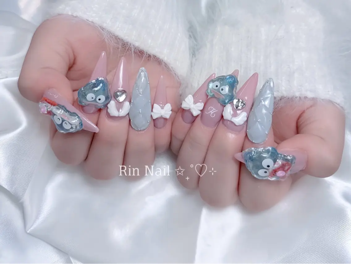 ネイル チークネイル フラッシュネイル フラワーネイル フットネイル ジェルネイル ハンドネイル Rin Nail Shinokuboのネイルデザイン