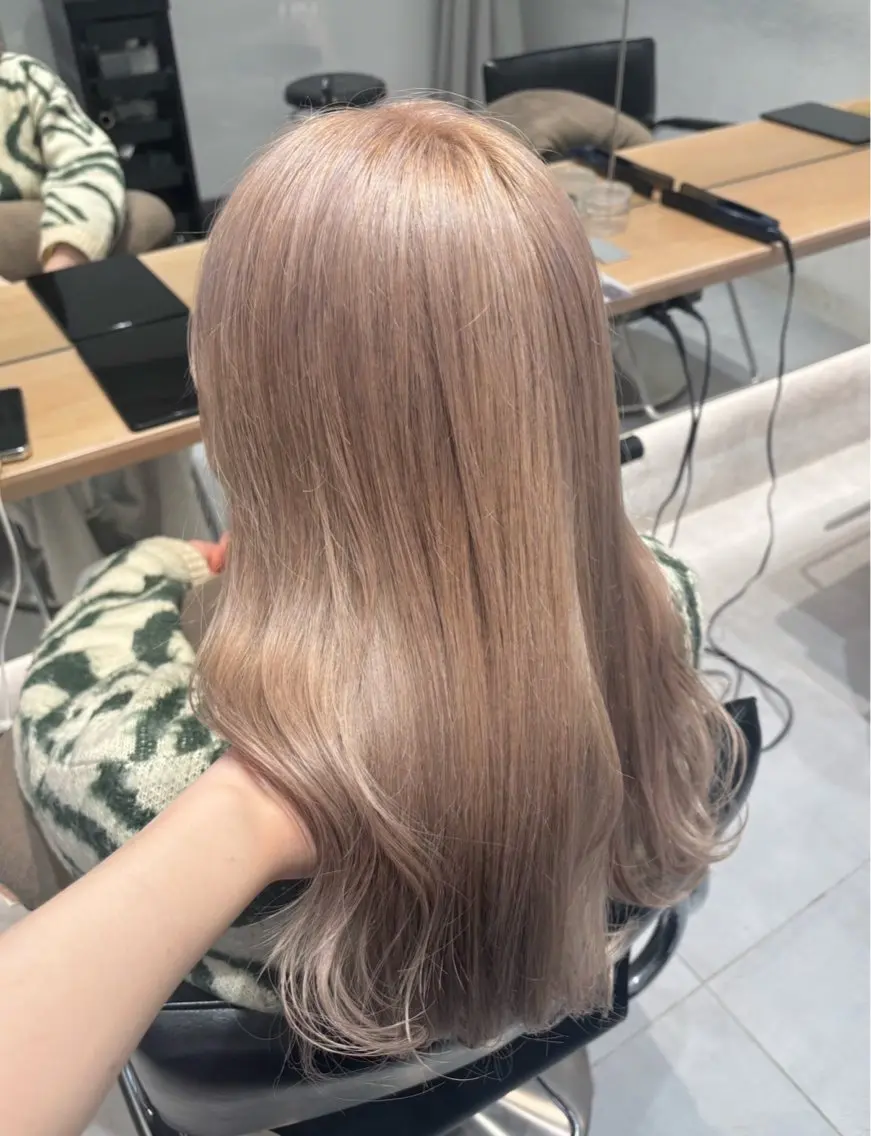 ロング カラー ヘアアレンジ 色落ちまで可愛い💖 艶カラー✨くるみ🎀のヘアスタイル