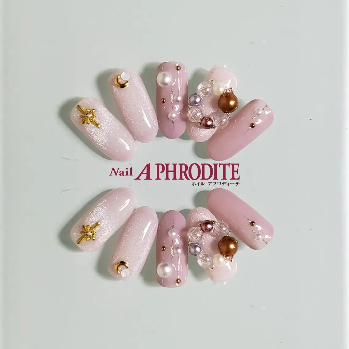 ネイル ジェルネイル ニュアンスネイル スカルプネイル ソフトジェル ネイルチップ Nail Aphroditeのネイルデザイン
