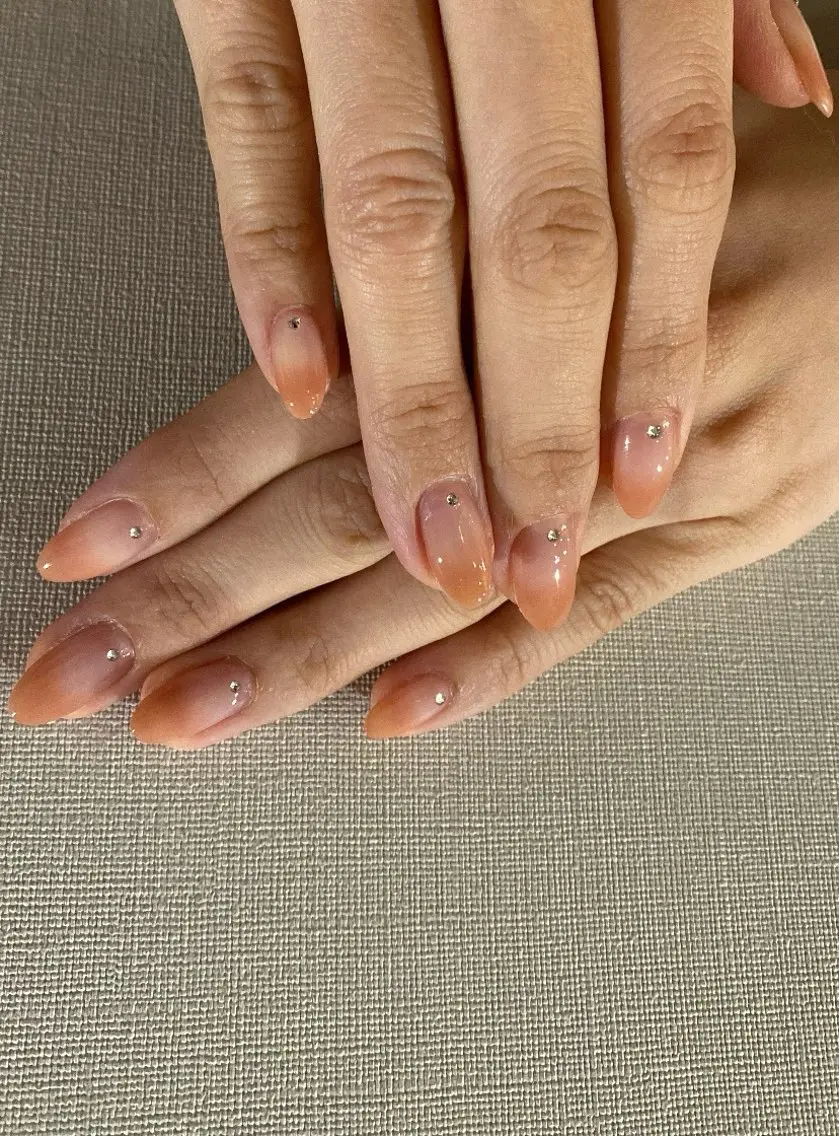 ネイル crystal ⭐︎ colorのネイルデザイン