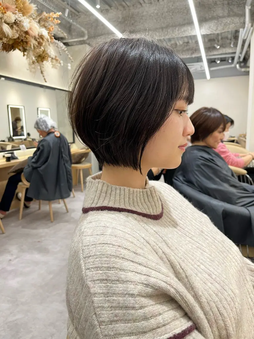 ショート ショートボブ ハンサムショート ボブ ショートヘア レイヤー縮毛矯正 ささきすずね💗のヘアスタイル