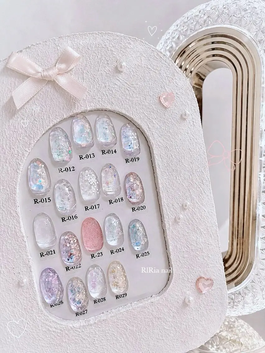 ネイル オーロラネイル ホログラムネイル 氷ネイル・うるうるネイル ワンカラーネイル ハンドネイル 🎀RIRia nail🎀のネイルデザイン