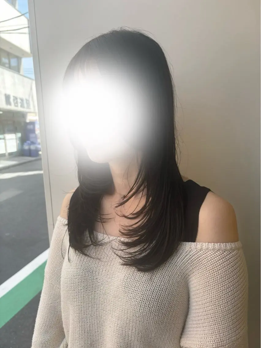 セミロング 韓国風ヘア レイヤーカット カット 山田 桃華のヘアスタイル