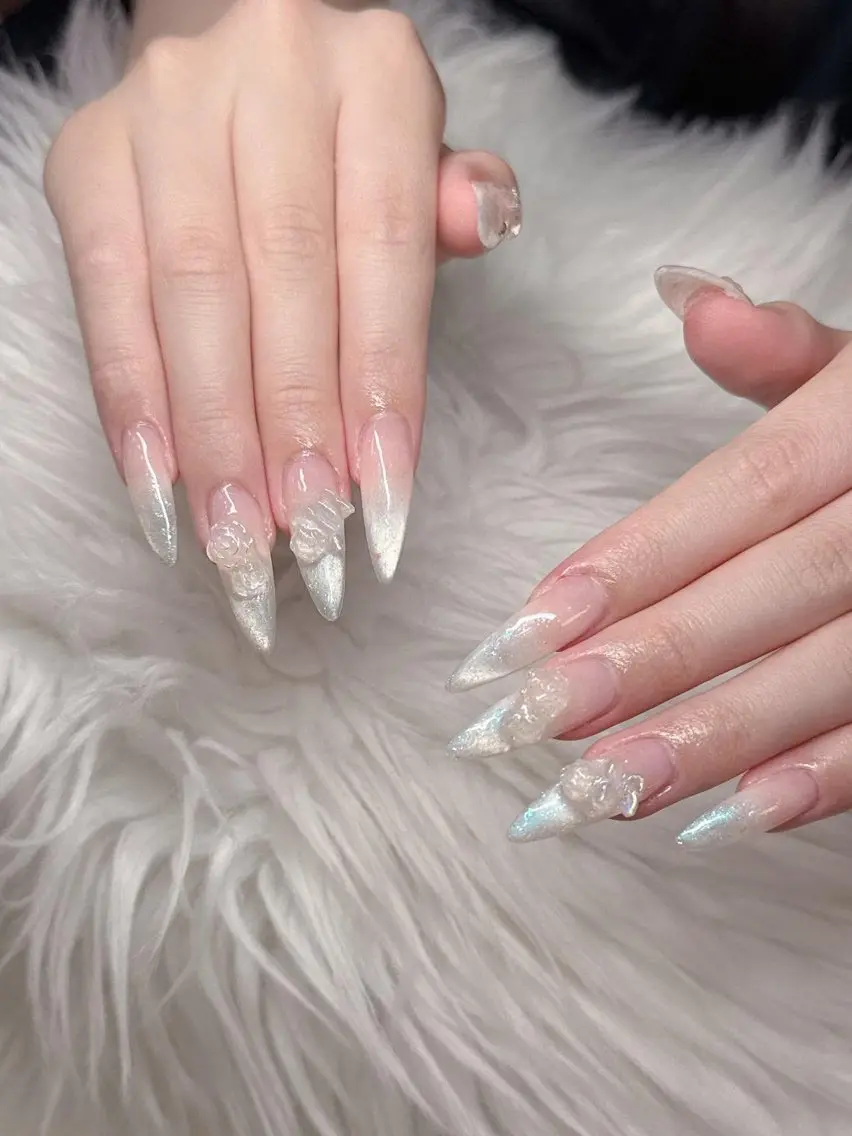 ネイル Lee Nailsのネイルデザイン