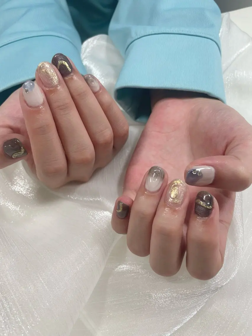 ネイル ニュアンスネイル ぷっくりネイル ハンドネイル Knail COCOA🩵のネイルデザイン