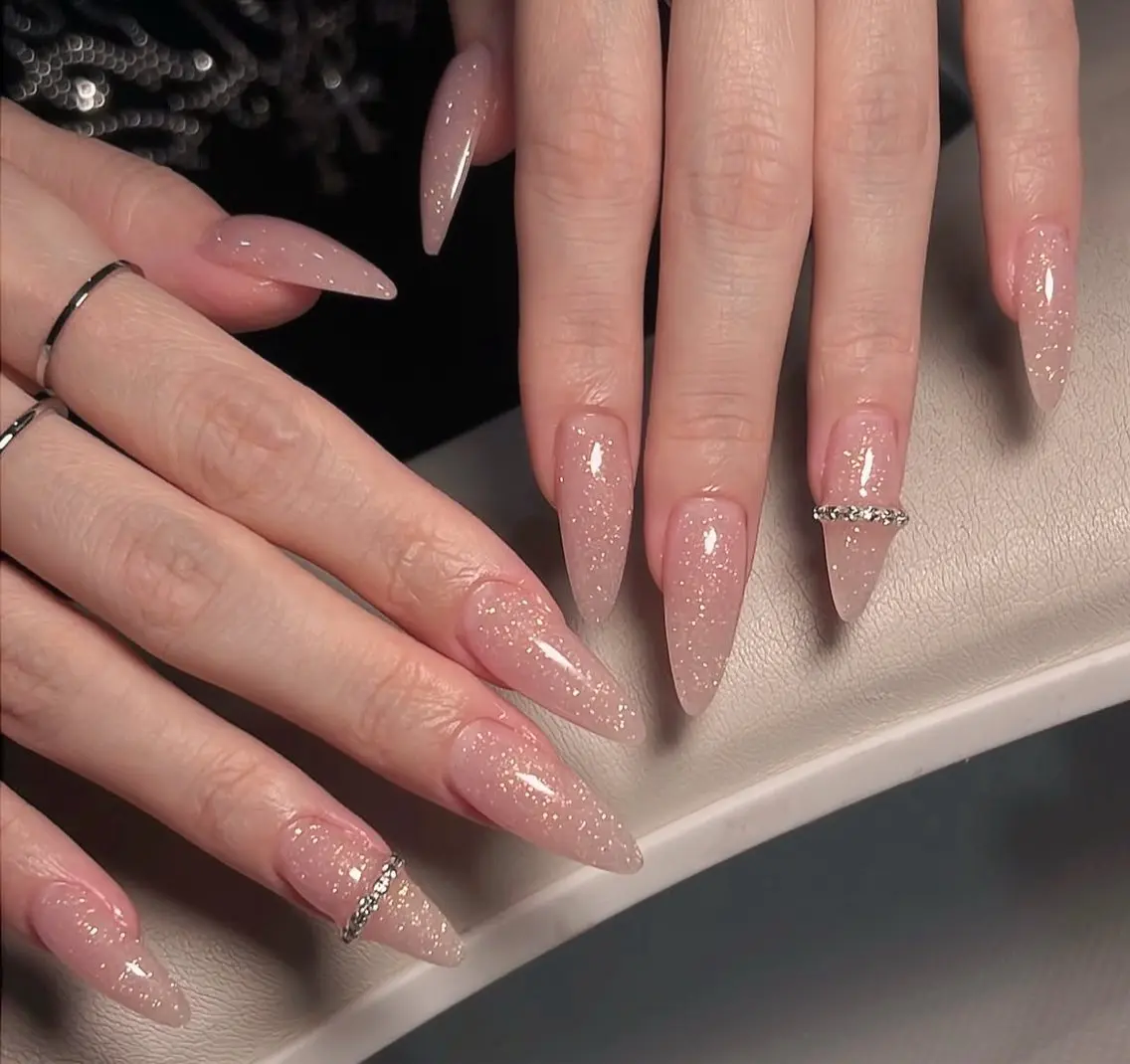 ネイル オーロラネイル チークネイル フットネイル フレンチネイル ジェルネイル ハンドネイル ハンドケア NEW NAIL💞 yuki🔥のネイルデザイン