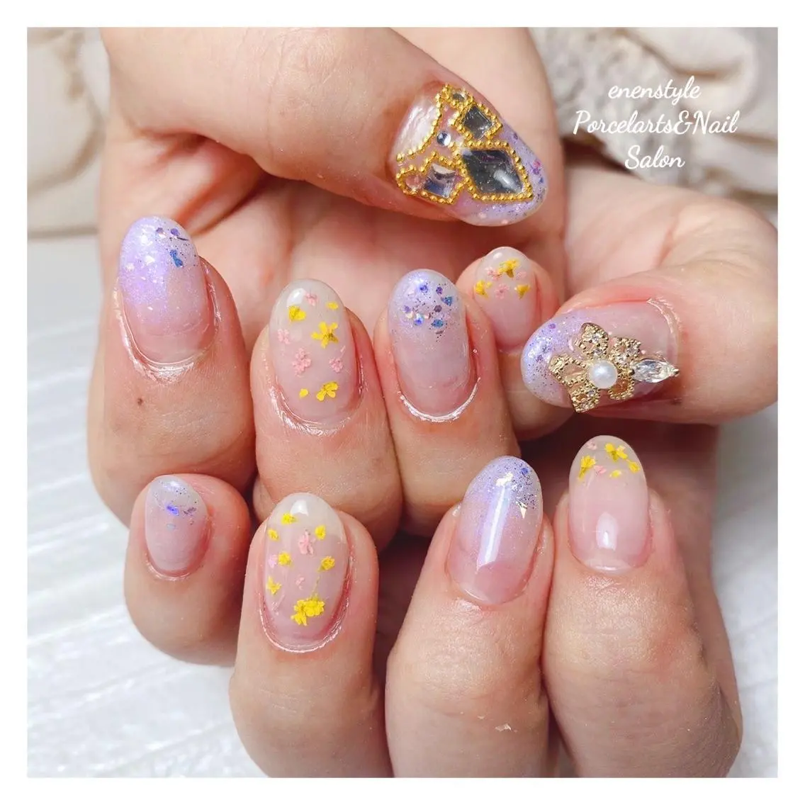ミディアム ネイル 🐾enen style 🐾のネイルデザイン
