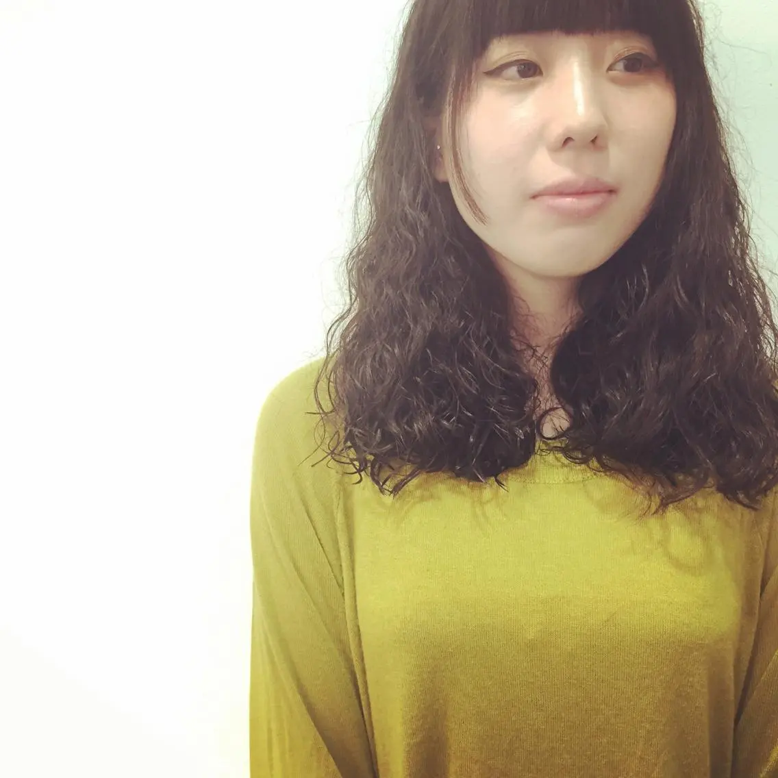 セミロング 岡田 杏のエステ・リラクイメージ