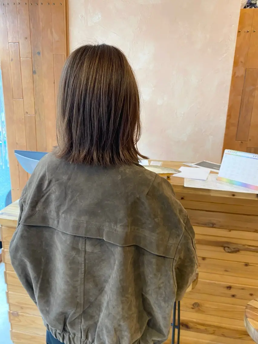 ミディアム カラー ヘアカラー 髪質改善 🧶小林賢人のヘアスタイル