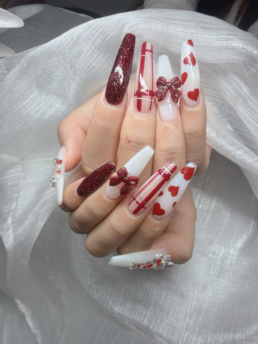 ネイル ハンドネイル Lee Nailsのネイルデザイン