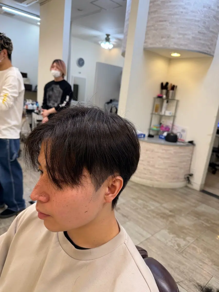 メンズ 呉屋 俊介のヘアスタイル