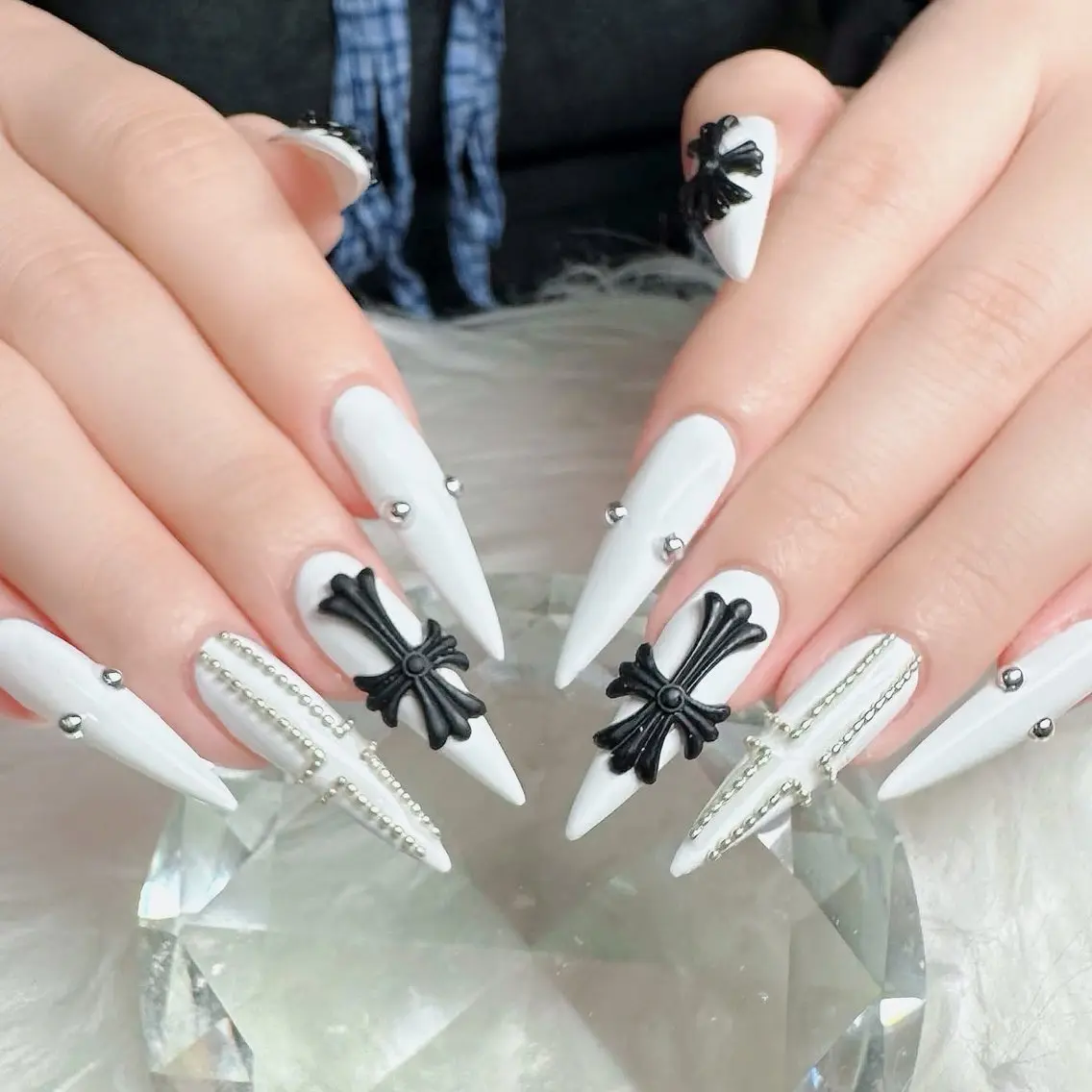 ネイル フットネイル フレンチネイル グラデーション 韓国ネイル ロングネイル ハンドネイル HOT Nail Salonのネイルデザイン
