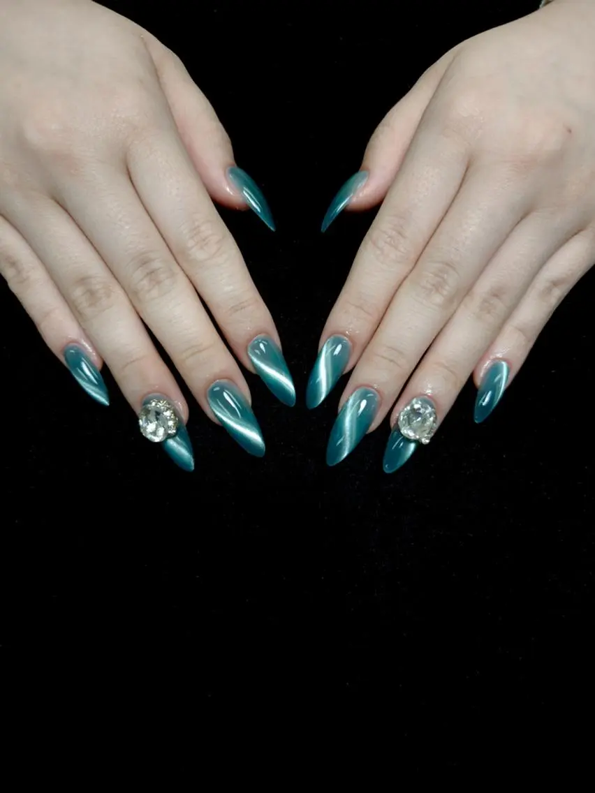 チップ長さだし10本+450色 マグネット/ラメ/ワンカラ 2個パーツ （オフ别料金）の写真
