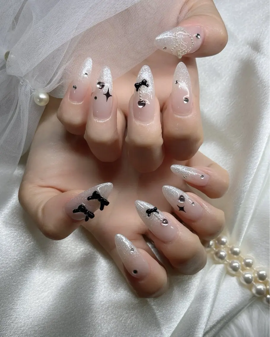 ネイル ハンドネイル YOLO NAILのネイルデザイン