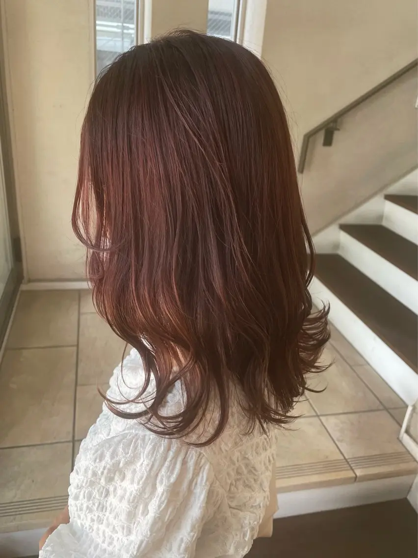 セミロング カラー ブリーチ ダブルカラー ブリーチなしカラー ピンクカラー 沢田 瞳のヘアスタイル