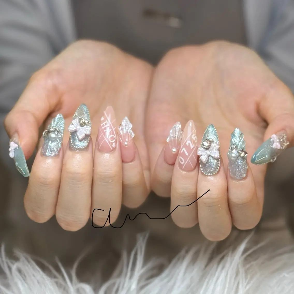 ネイル アートネイル オーロラネイル チークネイル 長さ出し フットネイル ハンドネイル Anh 高田馬場のネイルデザイン