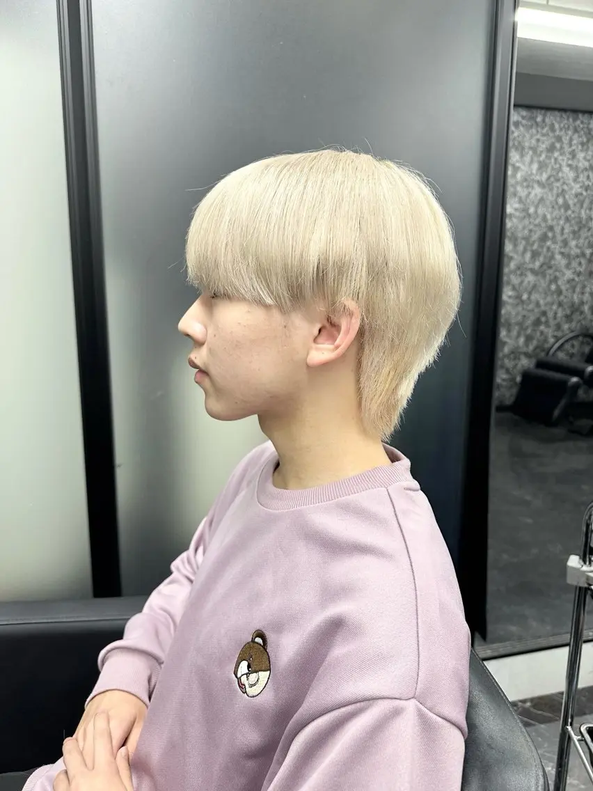 ショート カラー メンズ メンズハイトーン ハイトーンカラー ヘアカラー トリートメント メンズ特化/ マンツーマン/Ryuのヘアスタイル