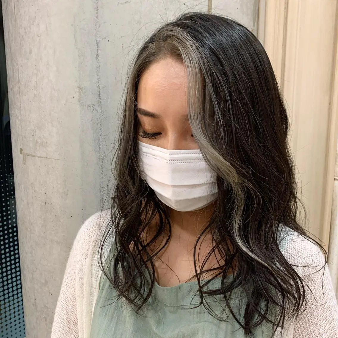 セミロング ミストバング サソウ ユリエ🥥のヘアスタイル