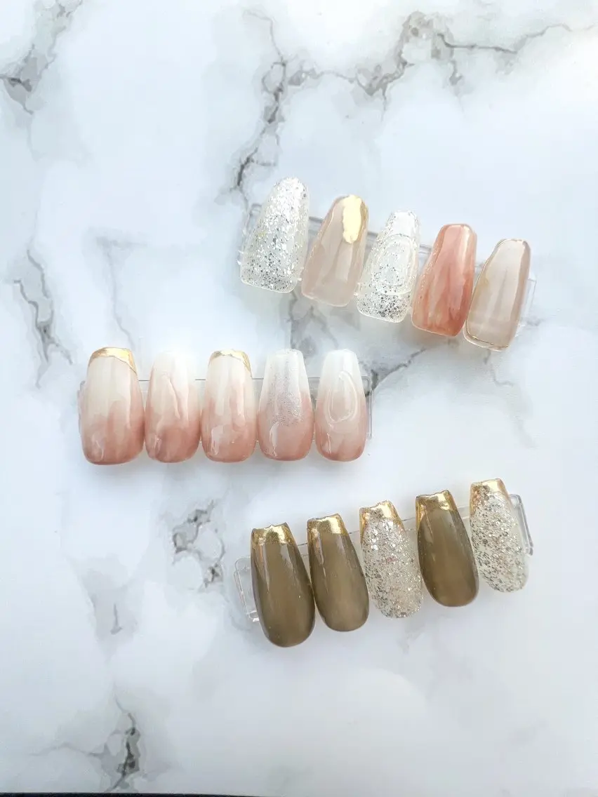 NEW🩷 KUGO秋ネイル💅🩷🩷🩷 ニュアンスネイル👜👡🤎💅オフ込み6600円の写真