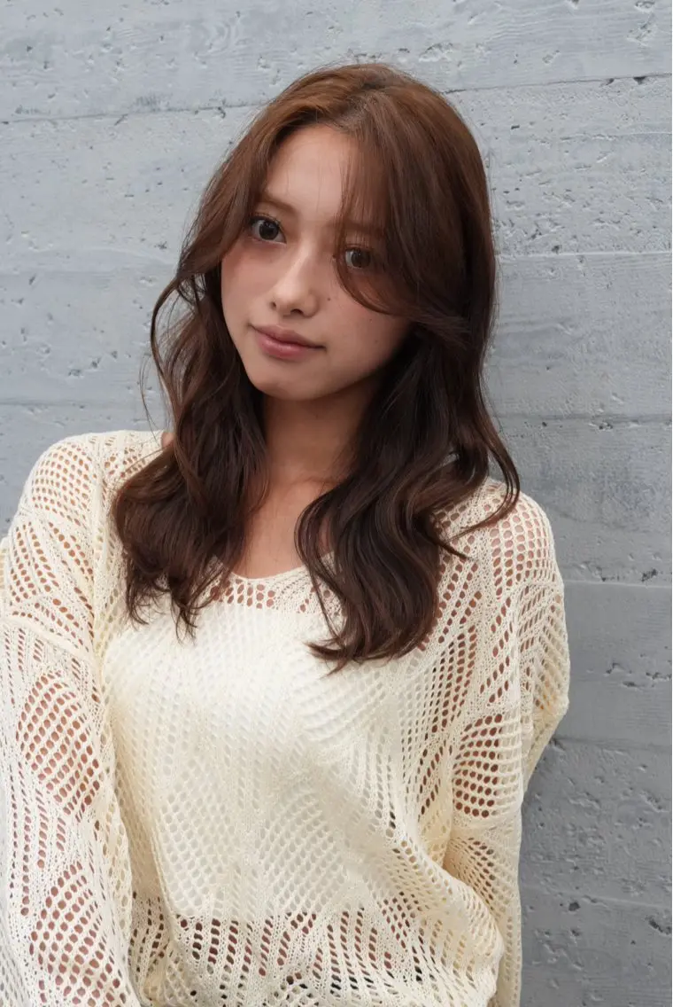 ミディアム 小林 りのんのヘアスタイル