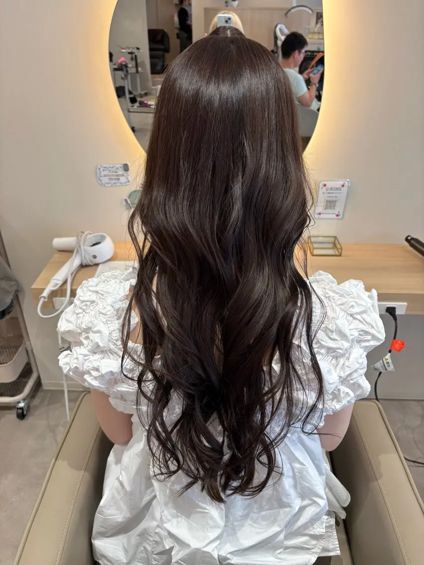 ロング カット ヘアカラー 🫧Ayumu🫧 透明感カラー/春日のヘアスタイル