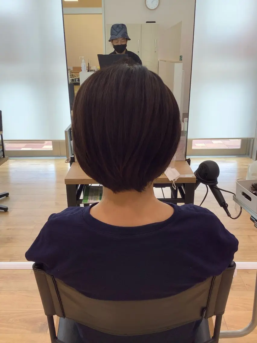 ミディアム カラー カット ヘアカラー 髪質改善縮毛矯正 美容師✂️山崎竜二のヘアスタイル
