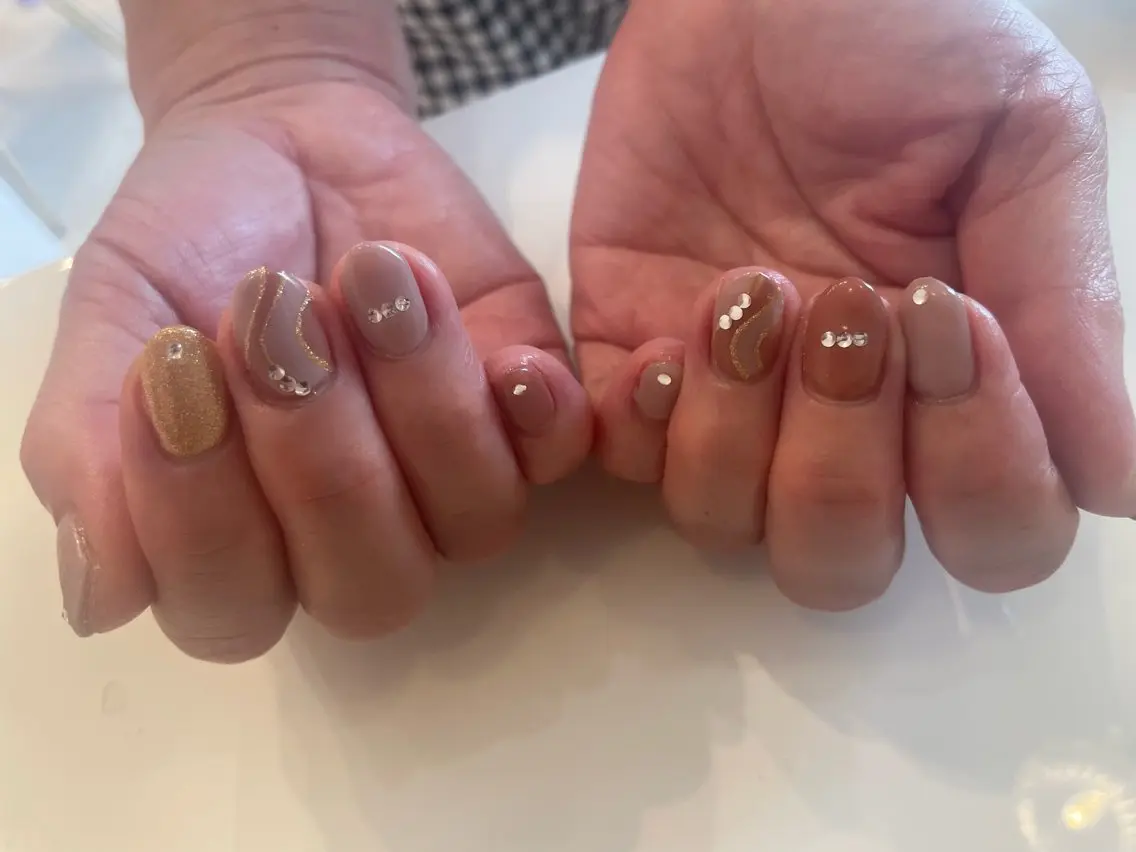 ネイル ♡ビジュール♡ NAIL &まつ毛のマツエク・マツパデザイン