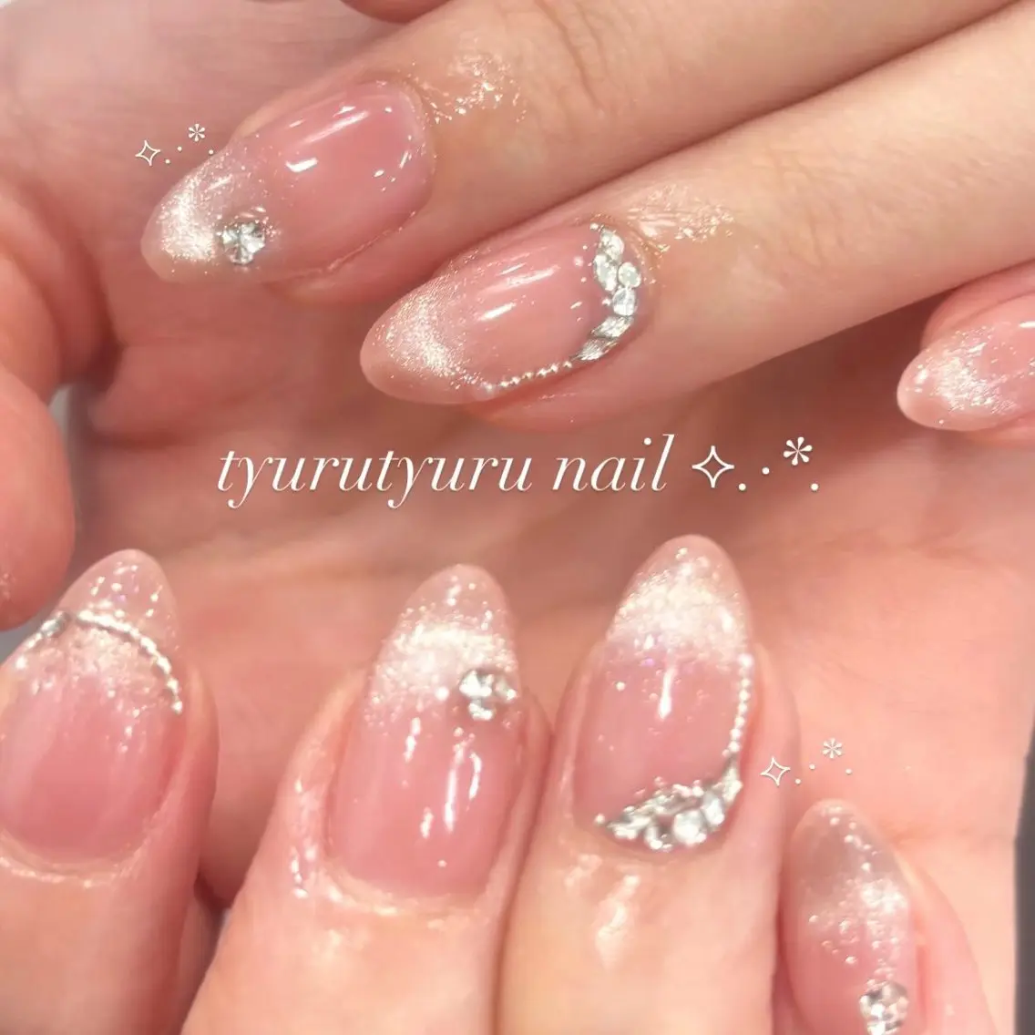 ネイル ハンドネイル 🍓リスブラン MELのネイルデザイン