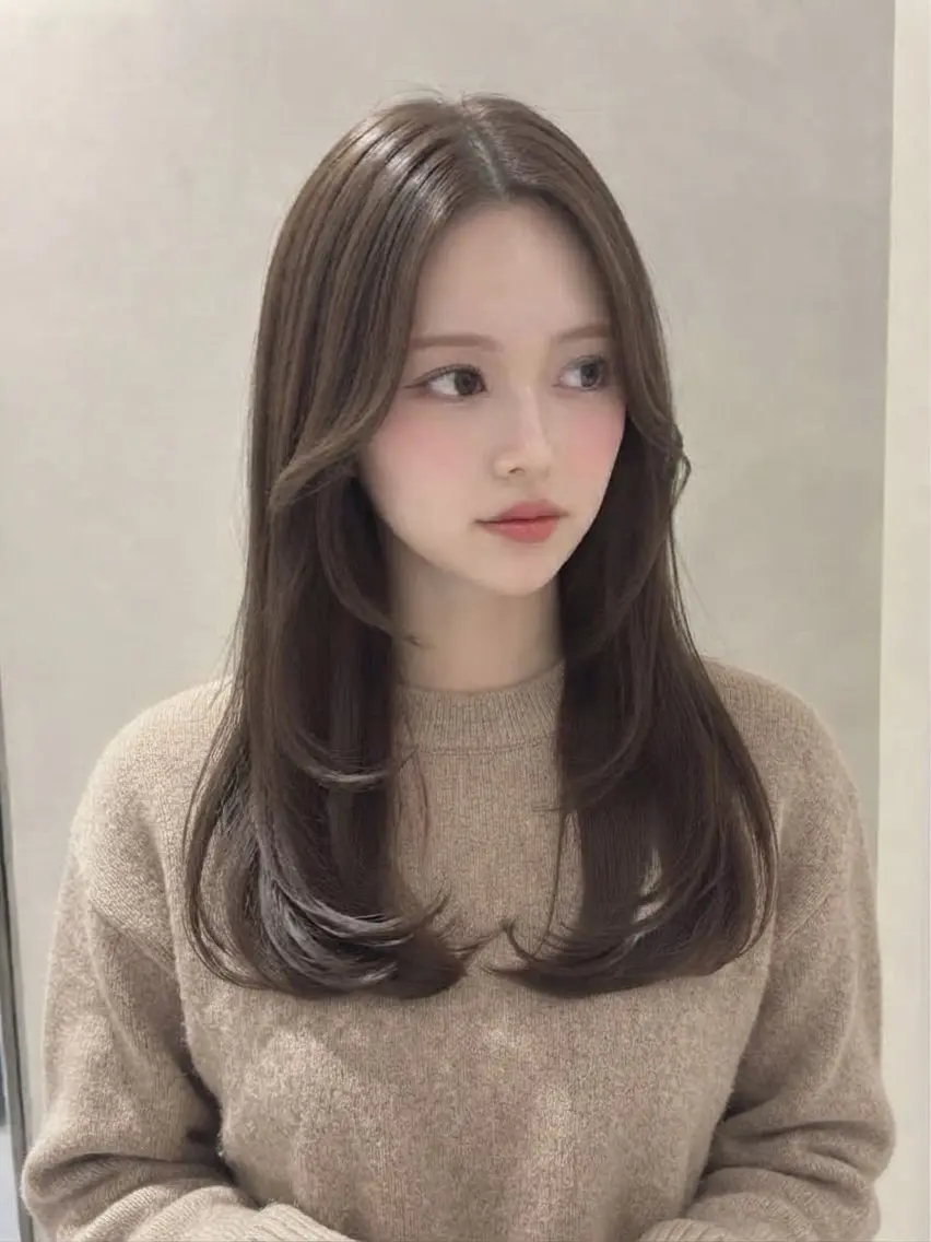セミロング カラー カット ヘアカラー 加藤 未夢のヘアスタイル