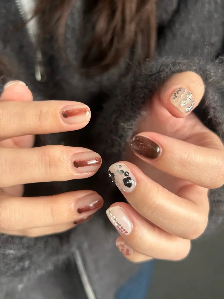 セミロング ハンドネイル Nbibi nail salonのネイルデザイン