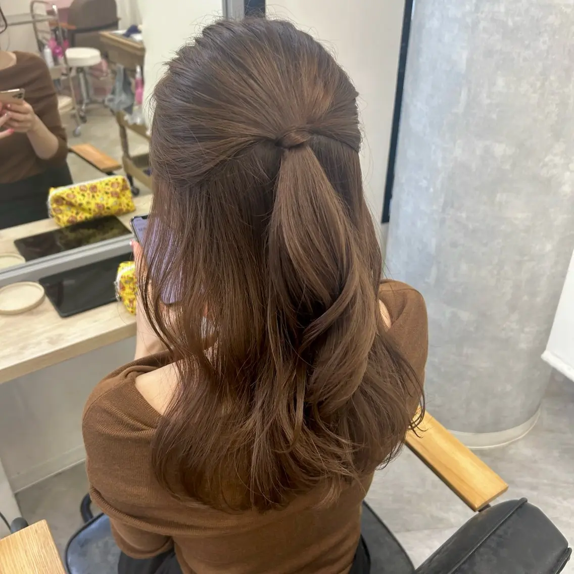 ロング ヘアアレンジ ヘアセット otoha✳︎ くすみ艶カラーのヘアスタイル