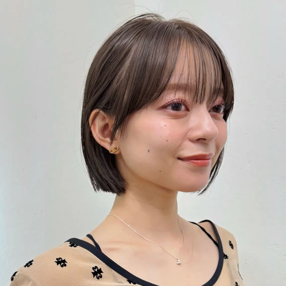 ショート カラー ボブ レイヤー🐏髪質改善 /透明感/みっきーのヘアスタイル