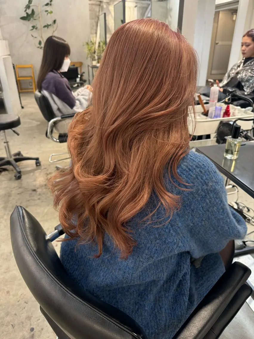 セミロング 新宿/顔周りカット +レイヤー＝しずく♩のヘアスタイル