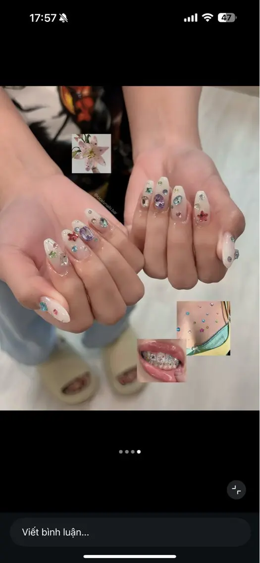 ネイル 長さ出し ガーリー キラキラネイル 韓国ネイル 水色 ハンドネイル ICE Nailsのネイルデザイン